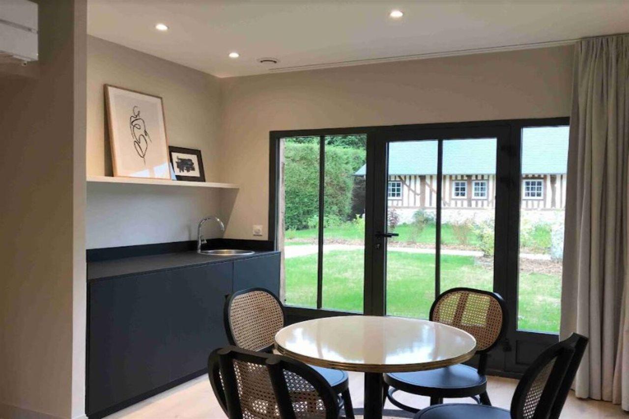 Les Manoirs Des Portes De Deauville - Small Luxury Of The World Hotel 4*